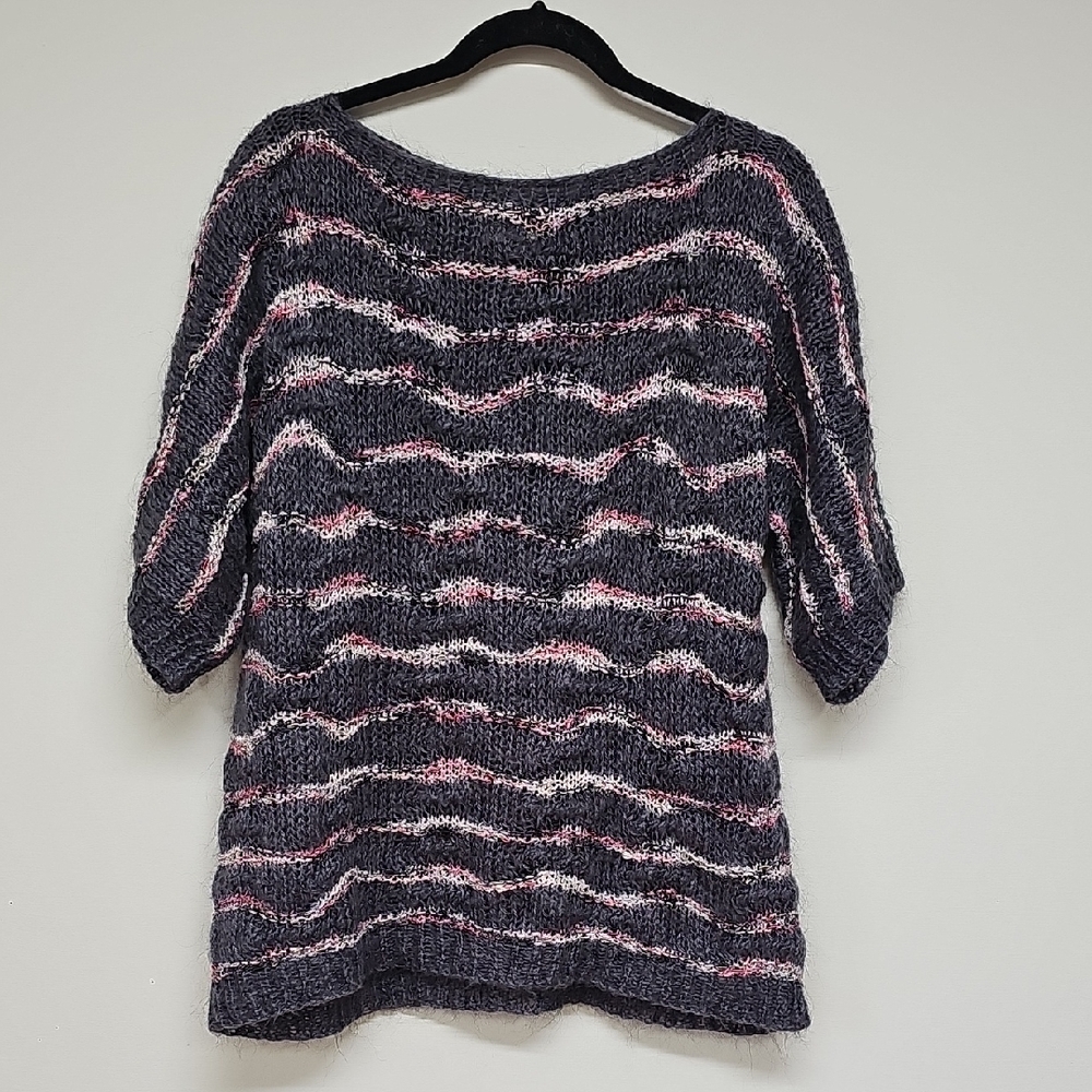 JRW - Handknit Wave Stripes Short Sleeve Sweater, Gray & Pink,‎ Size Large
